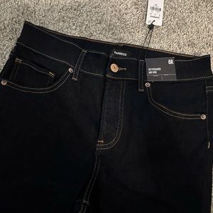 Express skyscraper mid rise stretch size 6R NWT